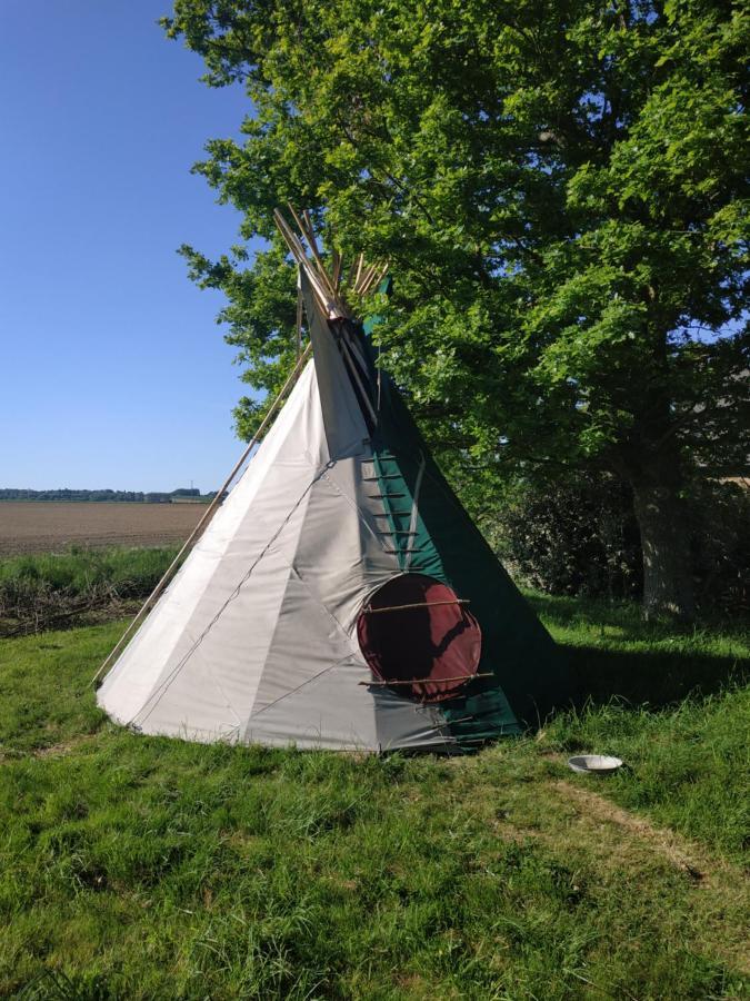 Thipi Khola Hotell Val-Couesnon Exteriör bild