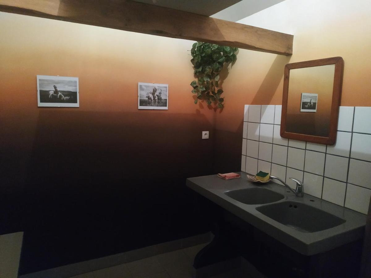 Thipi Khola Hotell Val-Couesnon Exteriör bild